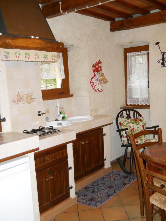 Lo Scoiattolo Villa Ventimiglia Exterior photo